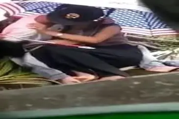 Gadis ABG Cantik Pasrah Digenjot Pas Hujan